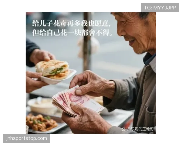 熊朝忠开豪车去培训班，路边小摊老板都看傻了！